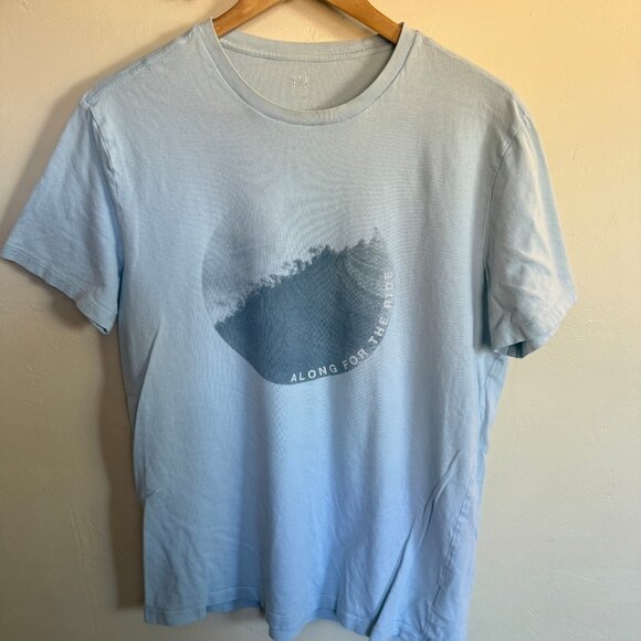 GAP Other - Gap T Shirt Tee Mens Medium Blue Ocean Wave Graphic Casual Beach Layer Surf